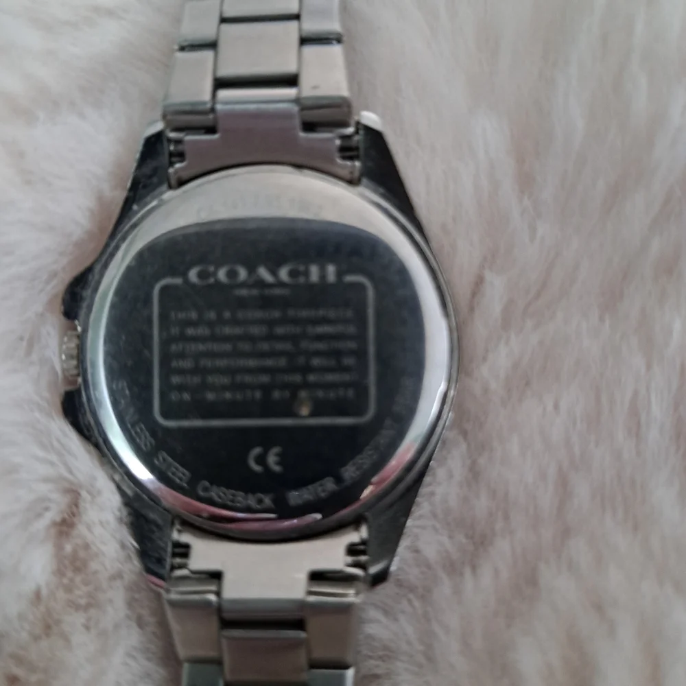 Coach authentic watch - Picture 3 of 3